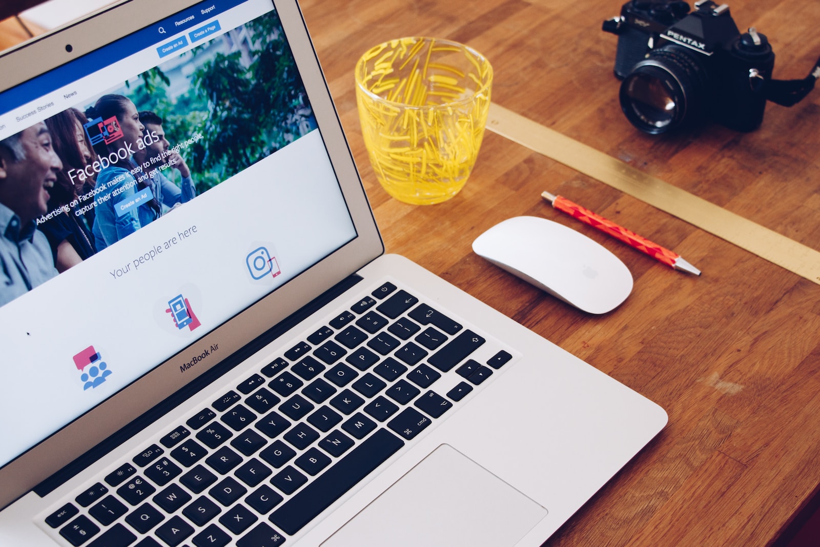 Maximizing ROI with Paid Advertising for Coaches